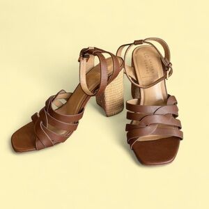 LC Lauren Conrad Brown Strappy Sandals
